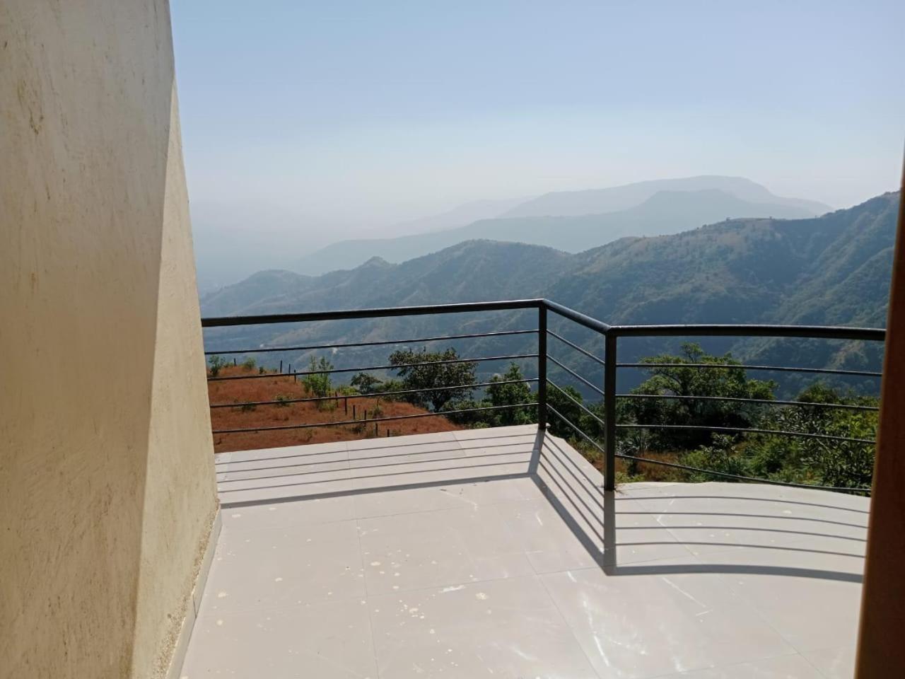 Mahābaleshwar Dev Anand Villa מראה חיצוני תמונה
