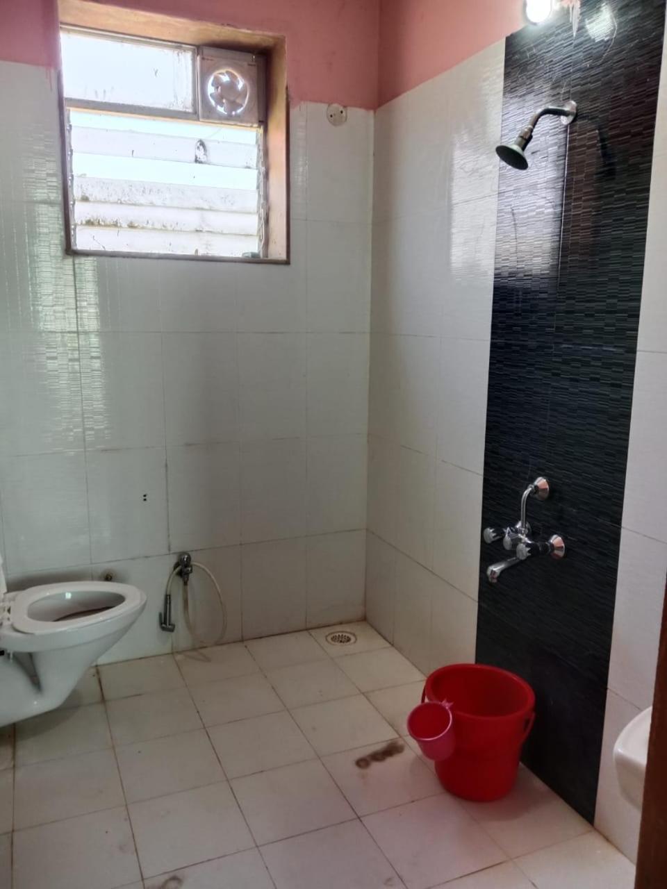 Mahābaleshwar Dev Anand Villa מראה חיצוני תמונה