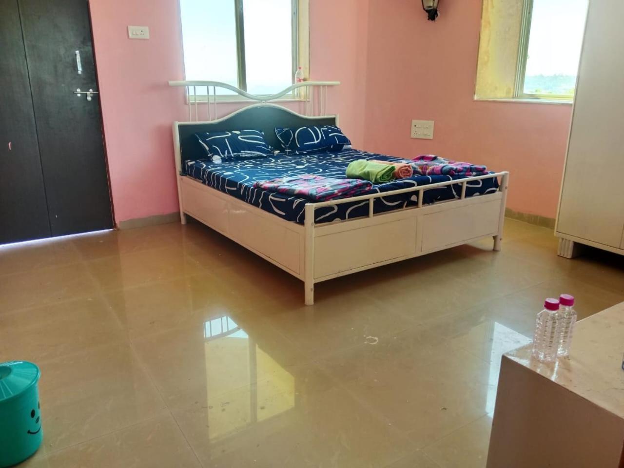 Mahābaleshwar Dev Anand Villa מראה חיצוני תמונה