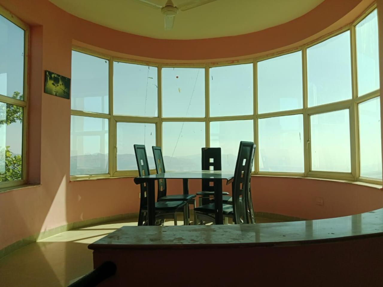 Mahābaleshwar Dev Anand Villa מראה חיצוני תמונה